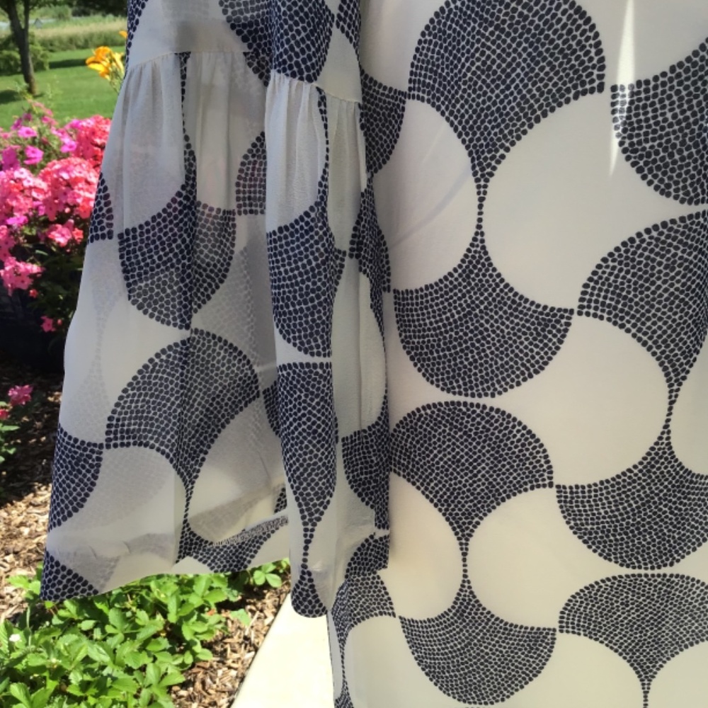 Trina Turk "Bonita" Blue White Print Dress with Bell Sleeve sz 2 MSRP $248. - Picture 6 of 17
